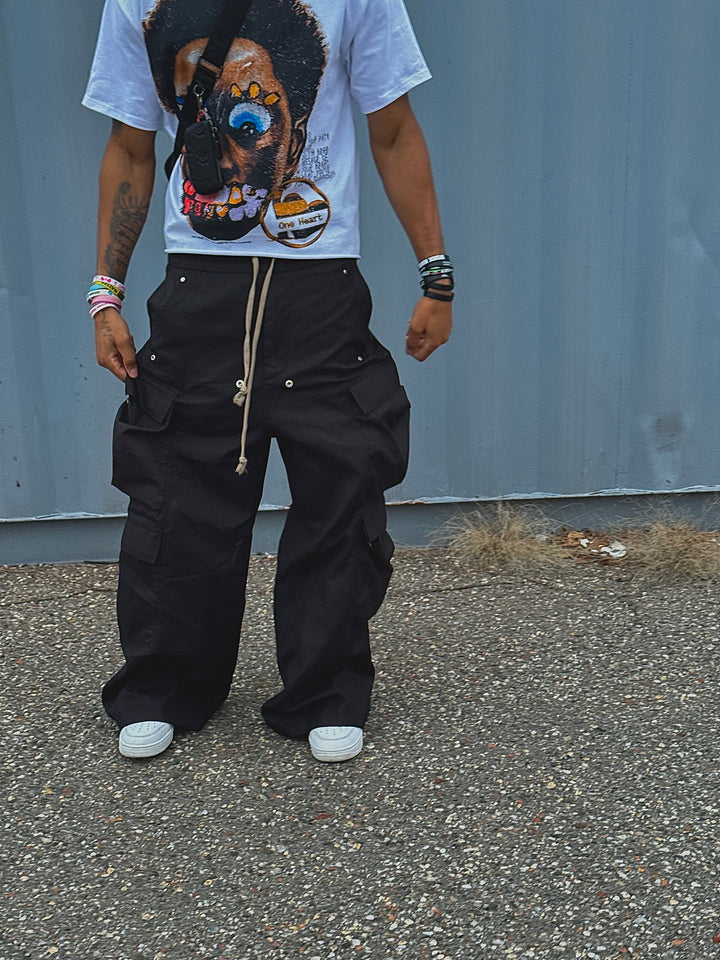 “mADnEsS” Tee