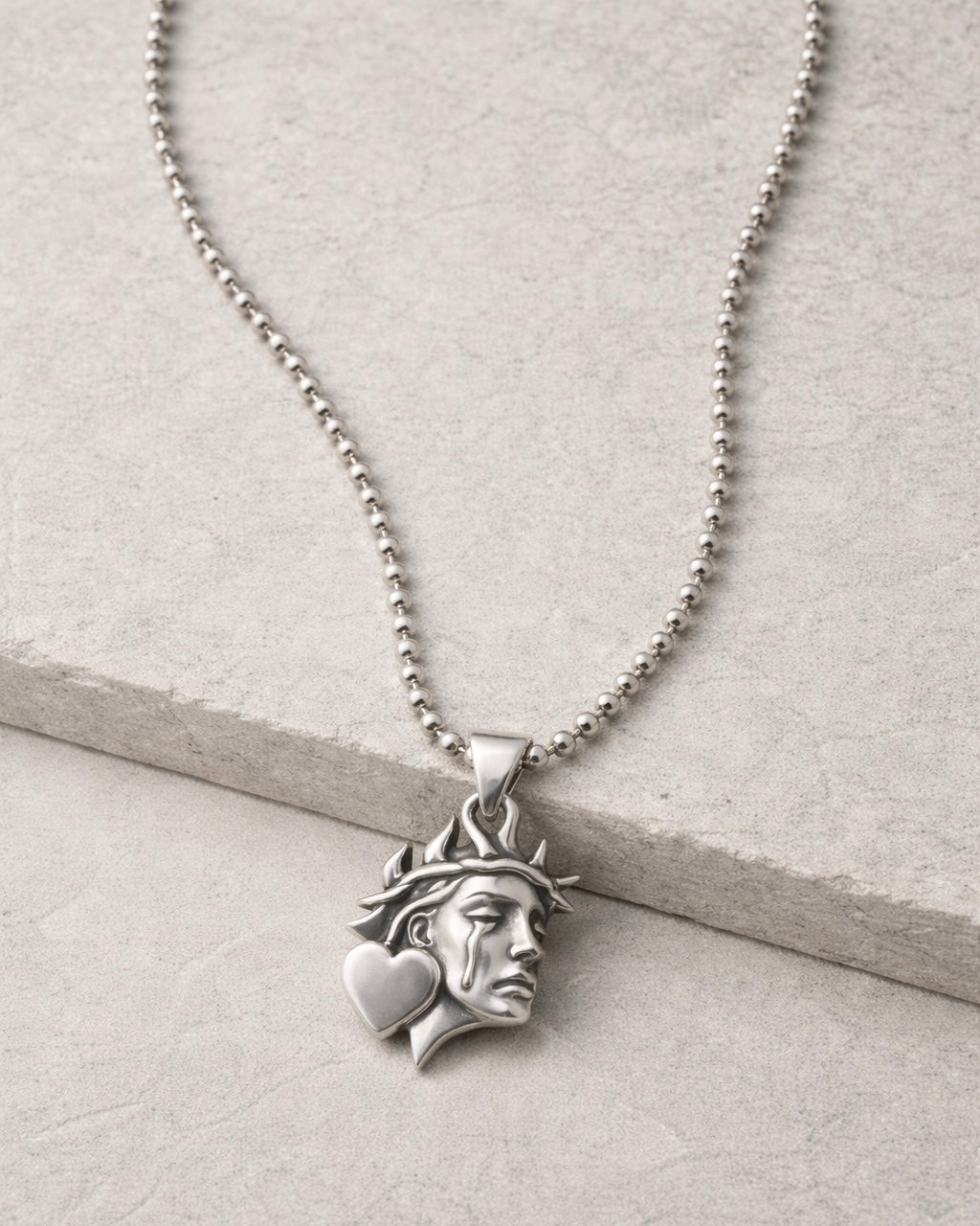 Emblem Chain